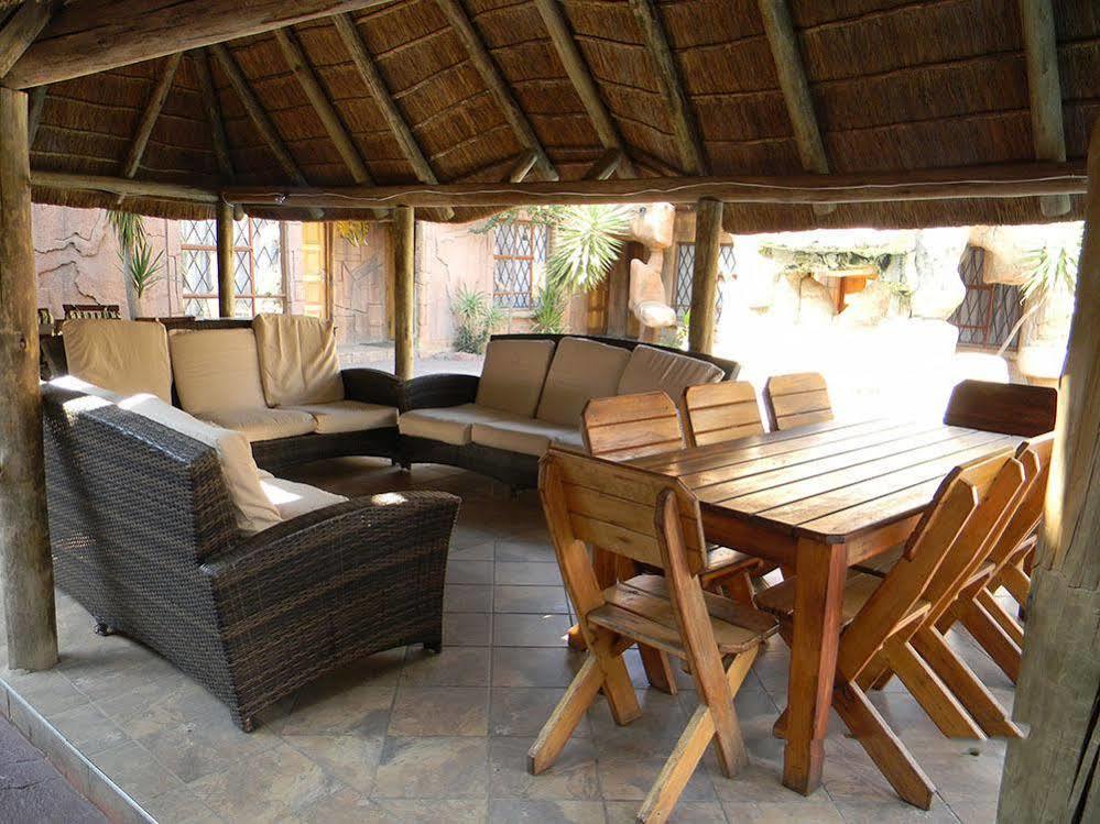 African Cave Lodge Hammanskraal Exterior photo